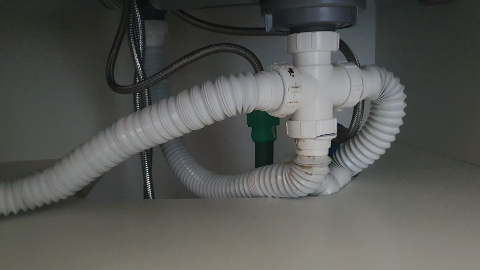 Encanador e dedetização e limpa fosse (36)