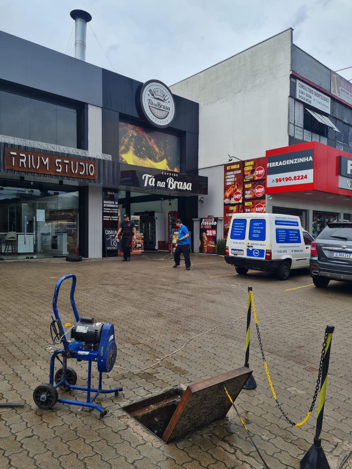 Encanador e dedetização e limpa fosse (39)